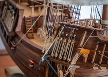 Load image into Gallery viewer, 16th Century Galleon - 1:59 scale