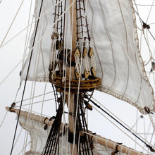 Load image into Gallery viewer, D'Halve Maen or Half Moon - 1:50 scale