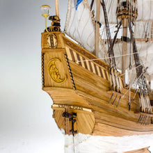 Load image into Gallery viewer, D'Halve Maen or Half Moon - 1:50 scale