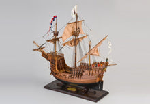 Load image into Gallery viewer, 16th Century Carrack - 1:59 scale