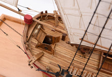 Load image into Gallery viewer, Bracera - 1:32 scale