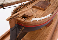 Load image into Gallery viewer, Bracera - 1:32 scale