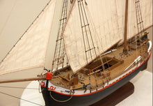 Load image into Gallery viewer, Trabàccolo - 1:32 scale